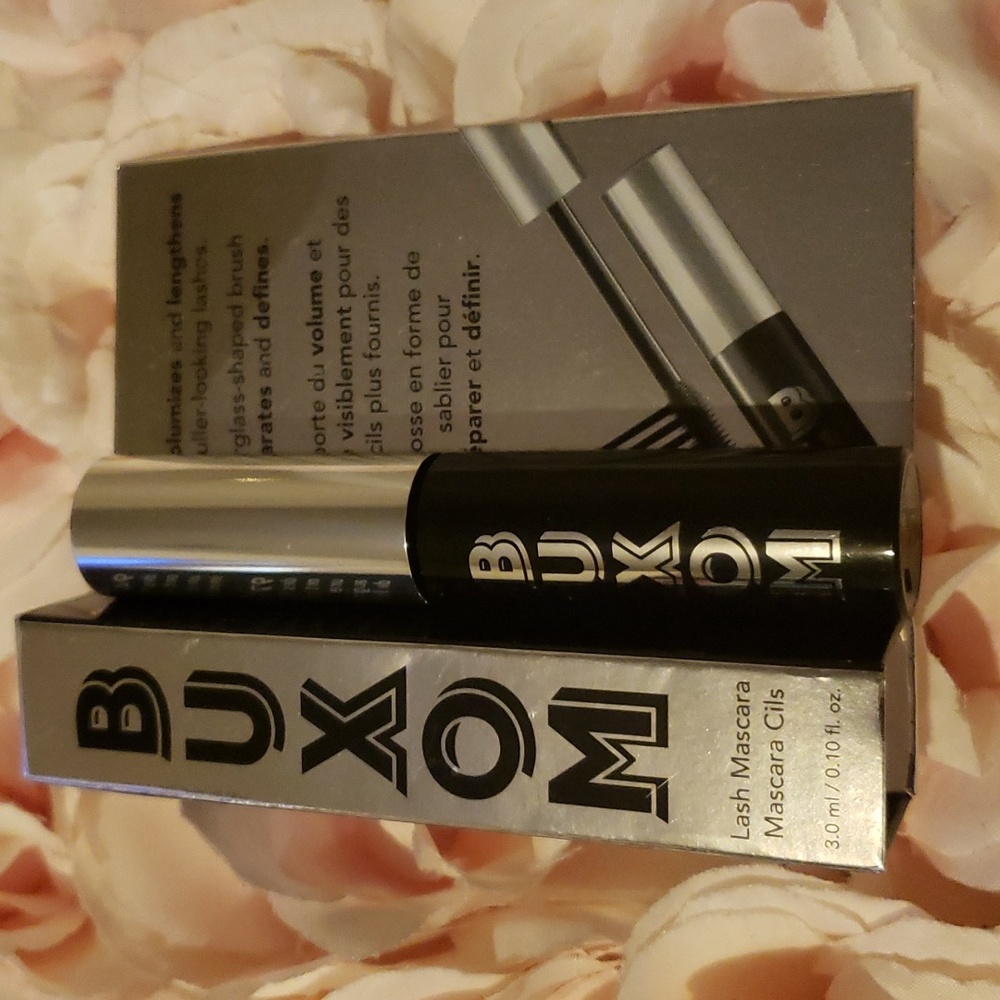 Buxom MINI Lash Mascara Blackest Black NWT - Picture 4 of 4